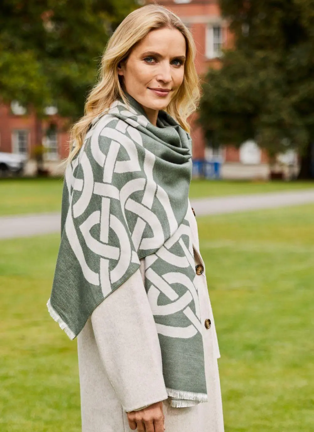 Celtic Reversible Scarf in Thyme
